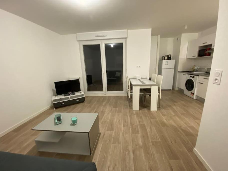 Appartement Aux Portes De Vannes Sene Exterior photo
